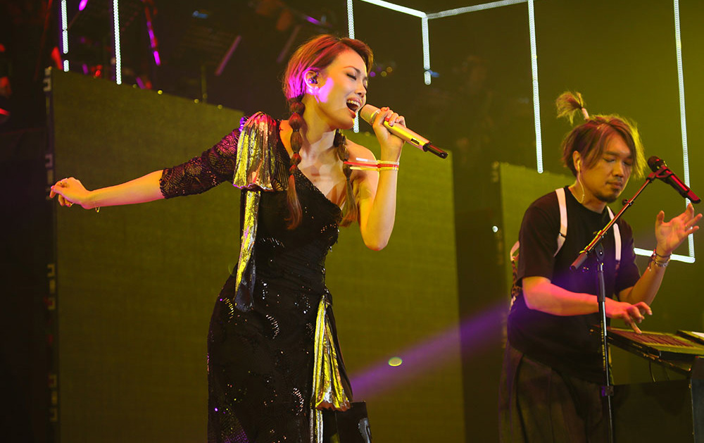 網上行呈獻：903夢想系拉闊音樂會 容祖兒 × Alex Fung